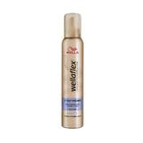Пяна за коса Extra Strong Hold Volume Foam - Wella Wellaflex Mousse 2 Day Volume Extra Strong Hold, 200 мл
